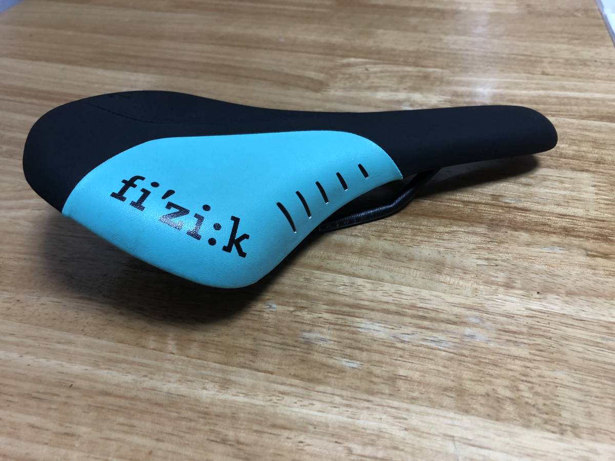 Bianchi fizik(ビアンキ フィジーク)サドル USED品 フィジーク