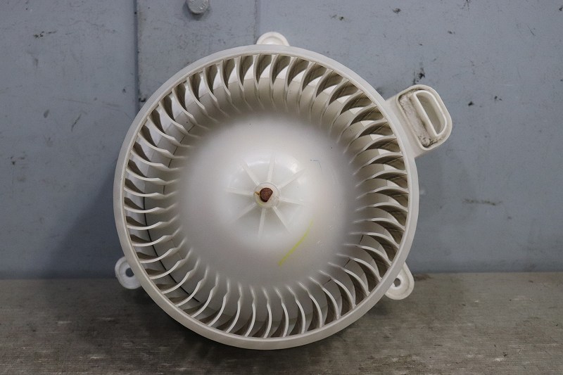 マークX 250G 後期(GRX120) 純正 破損無 取付OK 動作保証 ブロアモーター ファン / 87103-30400 p032393