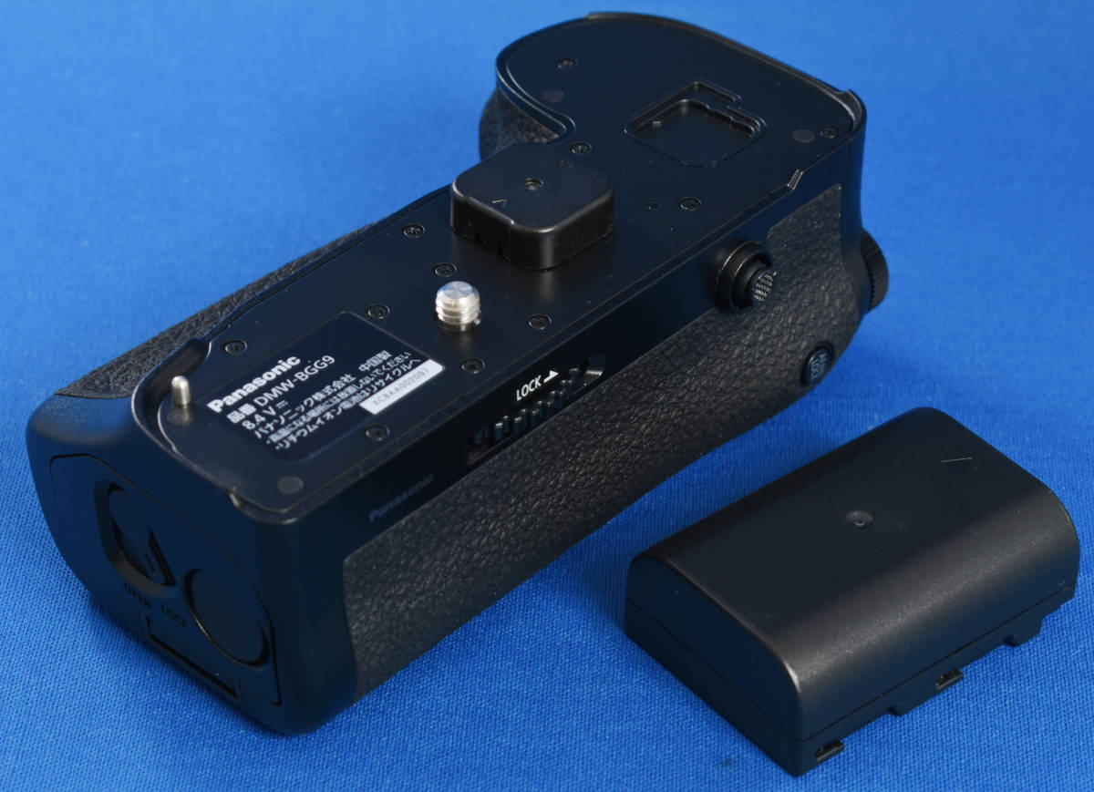 LUMIX バッテリーグリップ DMW-BGG9 純正バッテリー1個付 【公式通販】