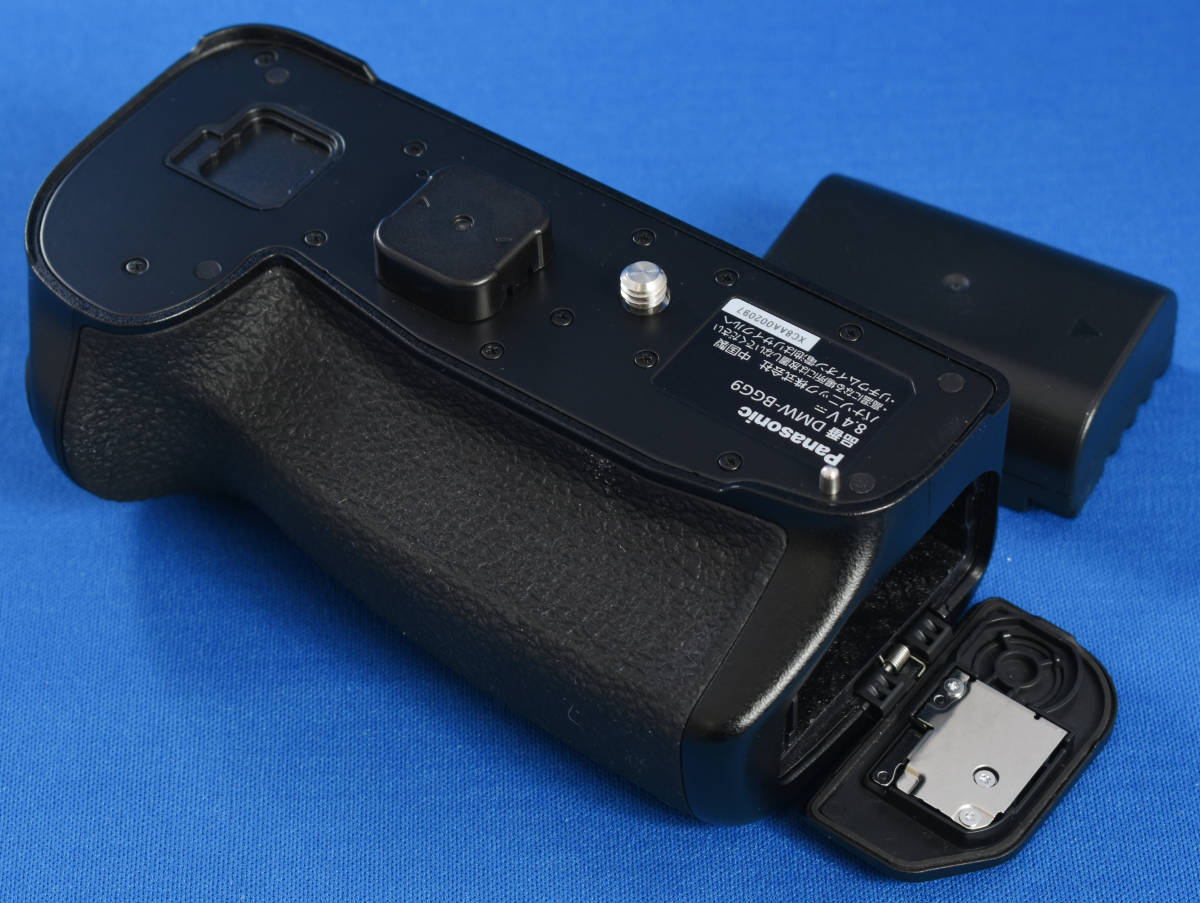 LUMIX バッテリーグリップ DMW-BGG9 純正バッテリー1個付 【公式通販】