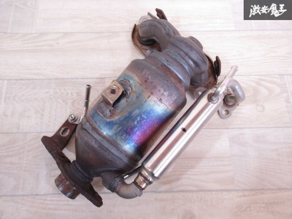 ダイハツ純正 ★崩れ無し★ ダイハツ 純正 L375S タント KFVE KF-VE ノンターボ NA エキマニ 触媒 コンバーター キャタライザー 即納 ワイパーブレード タント L375S L385S 一台分