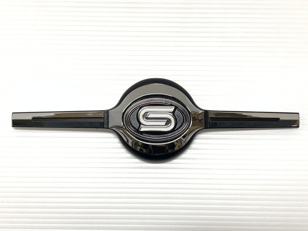 B110 B122 サニー フロント S エンブレム / サニトラ ダットサン 