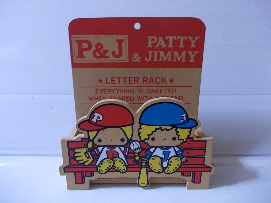 サンリオ 1975年製☆パティ＆ジミー☆木製☆レターラック☆手紙入れ
