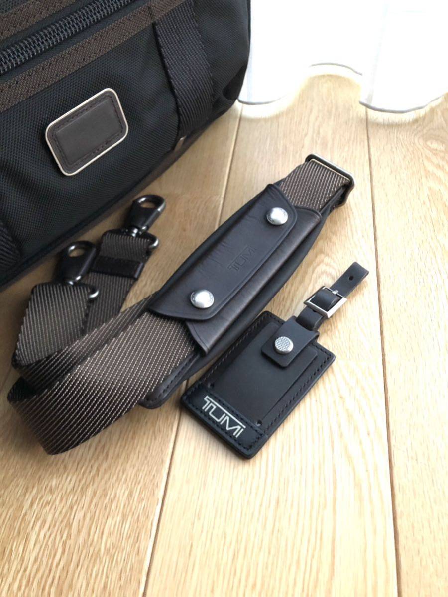 希少！美品！TUMI 222634HK2 ALPHA BRAVO エクスパンダブル フラップ・ブリーフ ヒッコリー色