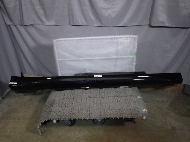 H28年 BMW 420i Mスポーツ F32 4シリーズ DBA-4N20 右サイドステップ 黒 475 [ZNo:04010155]