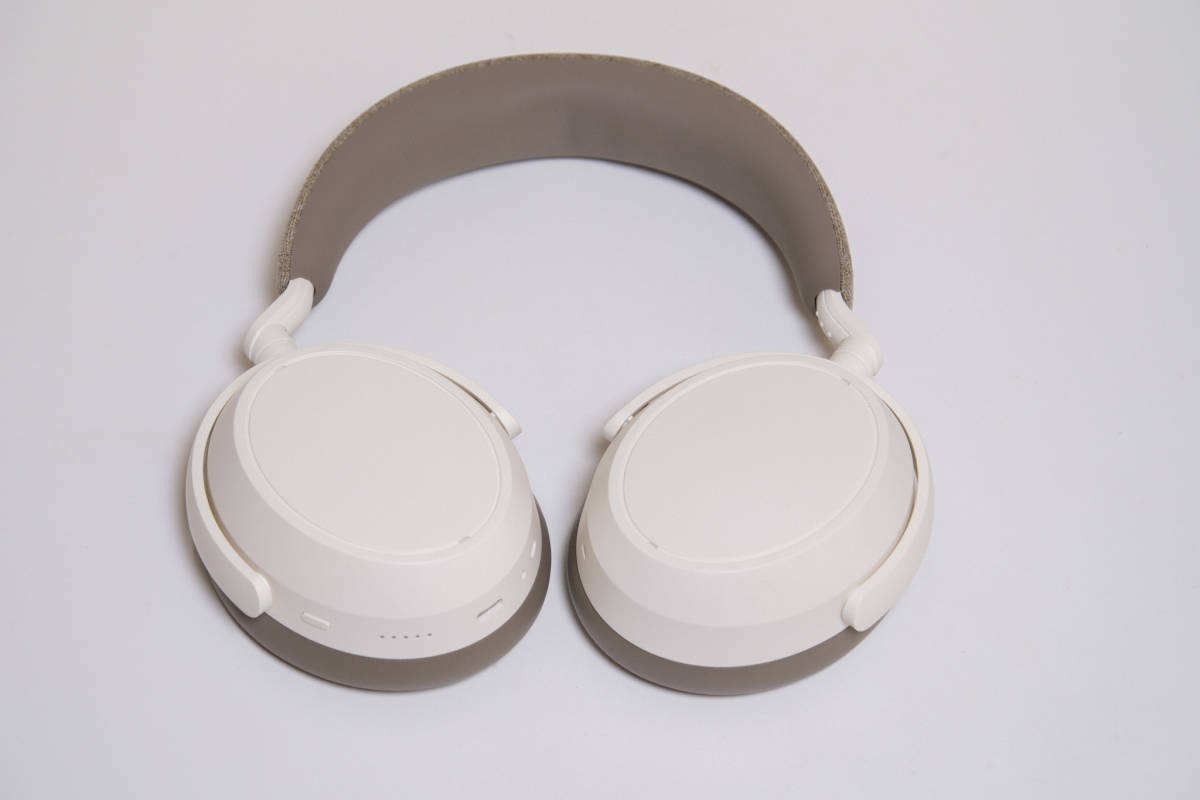 ☆美品 ゼンハイザー ワイヤレスヘッドホン MOMENTUM 4 Wireless