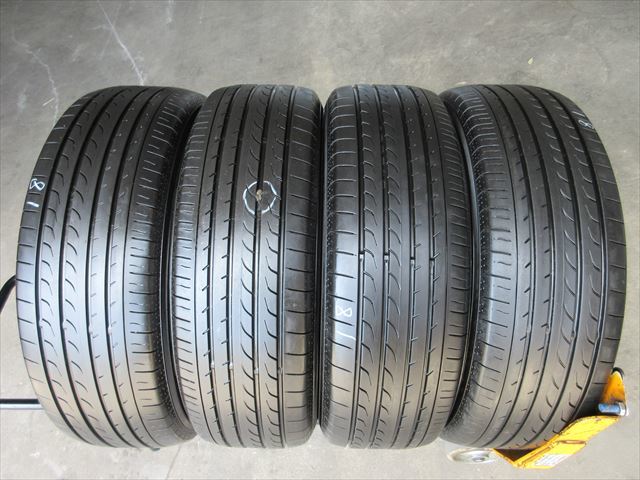 送料無料　235/65R18　ヨコハマ　ブルーアース　RV-02　２０１８年製　４本　残り溝6ミリぐらい YOKOHAMA BluEarth - ヨコハマタイヤ「ブルーアース タイヤの通販 ブルーアースrv02の通販