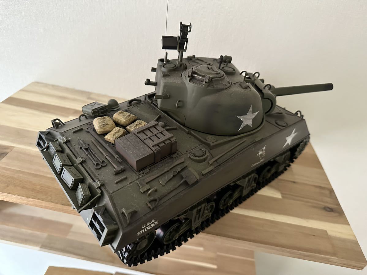 ヘンロン シャーマン ラジコン 1/16(戦車、軍用車両)｜売買された