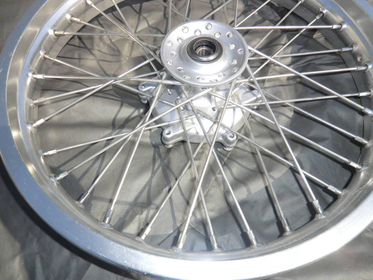GB250クラブマン 純正フロントホイール タイヤ付き 【公式通販】