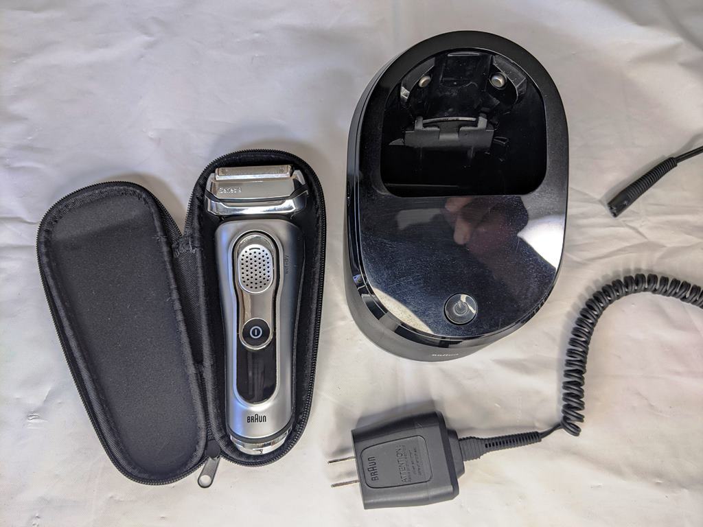 BRAUN ブラウン Series9 電気シェーバー type5791 洗浄機付き