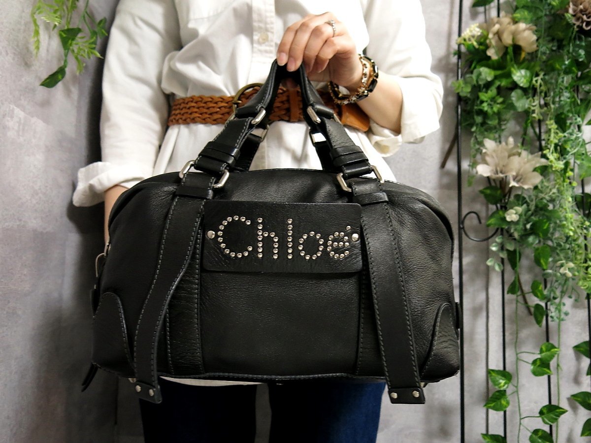 ○超美品○Chloe クロエ○ロゴ スタッズ○カーフ レザー 本革○ハンド 