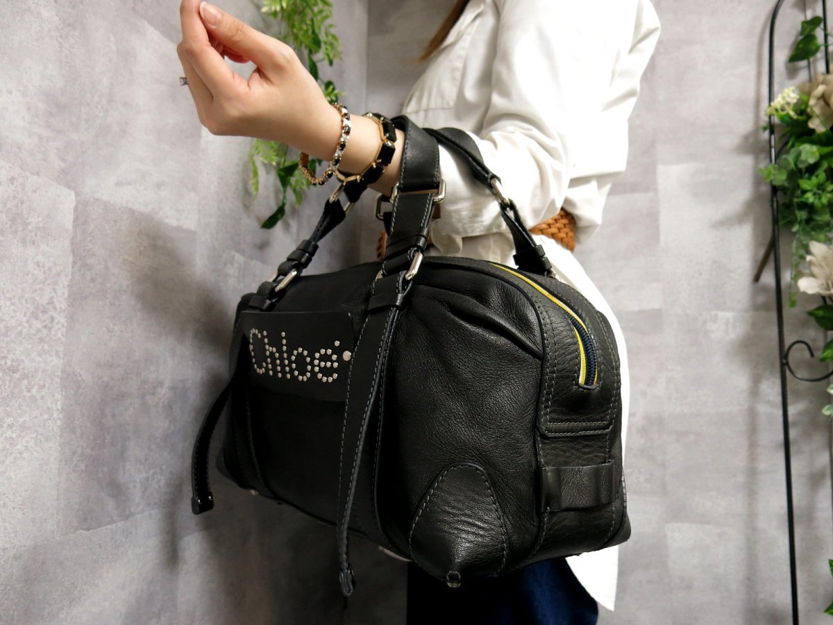 ○超美品○Chloe クロエ○ロゴ スタッズ○カーフ レザー 本革○ハンド 