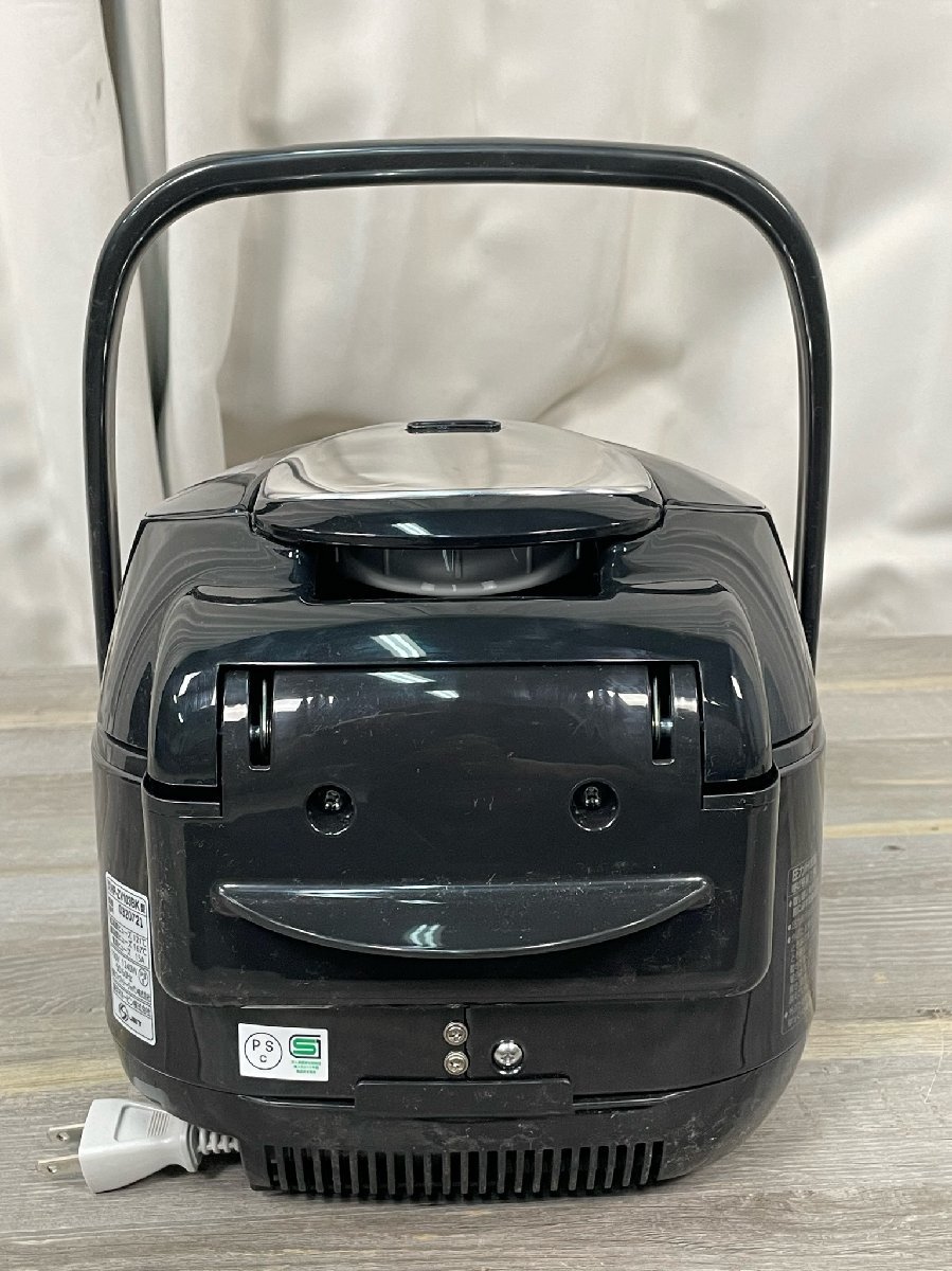 6686 象印 ZOJIRUSHI 圧力IH炊飯器 5合 極み炊き NP-ZV103BK 2022年製
