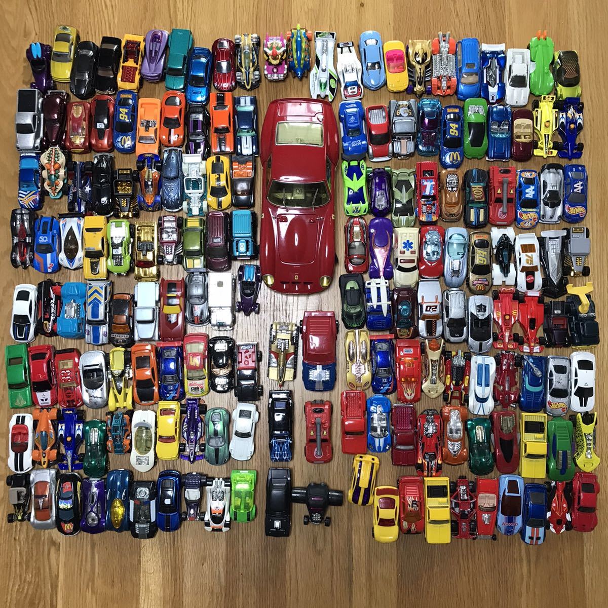 全て ホット ウィール Hot Wheels 170台 大量 まとめ ゆうパック80サイズ ホットウィール ベーシックカー Wheels)