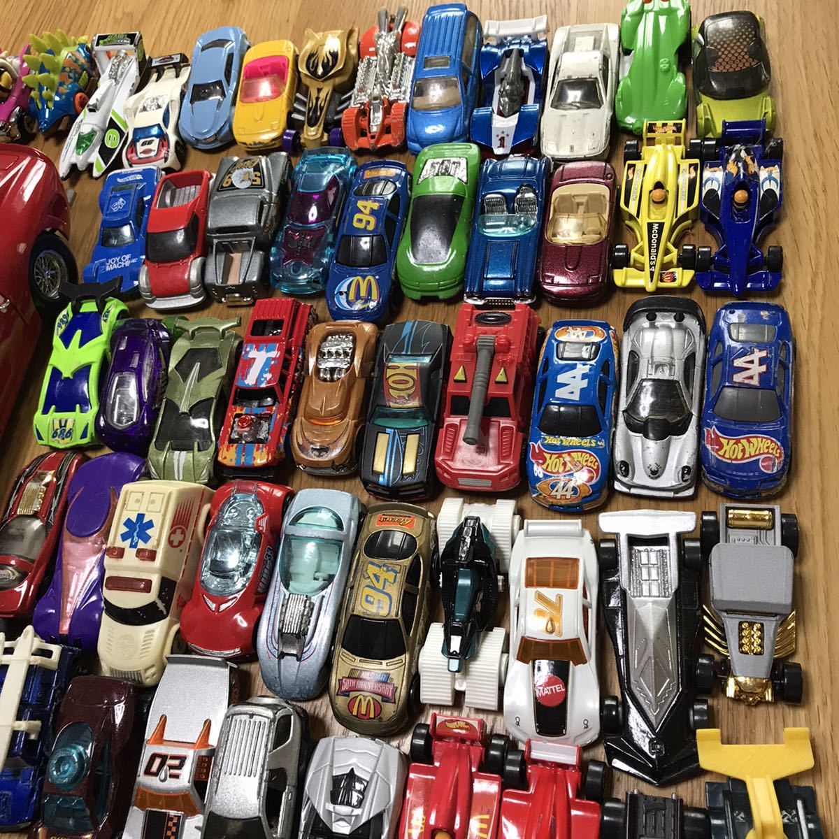 全て ホット ウィール Hot Wheels 170台 大量 まとめ ゆうパック80サイズ ホットウィール ベーシックカー Wheels)