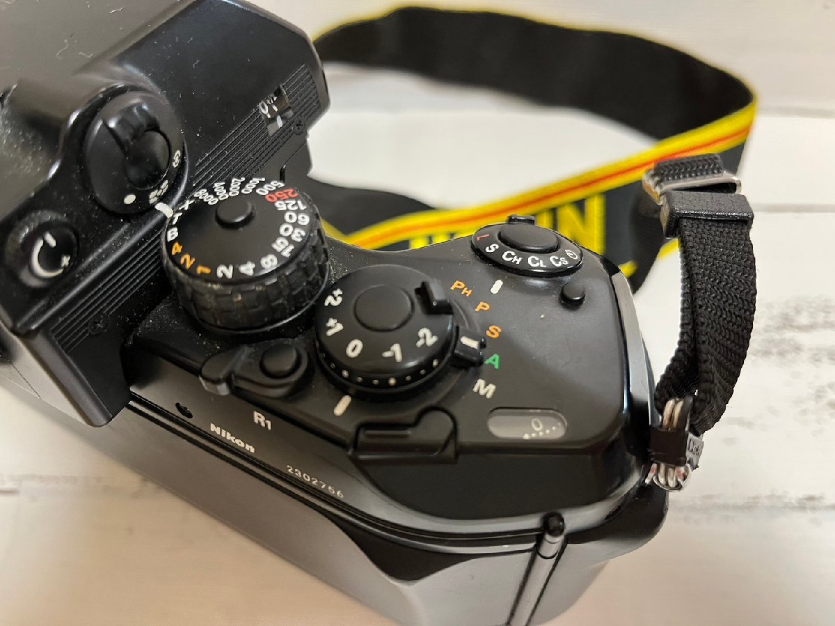 □ ニコン Nikon F4 ボディ フィルムカメラ 本体＋MB-21 動作未確認 