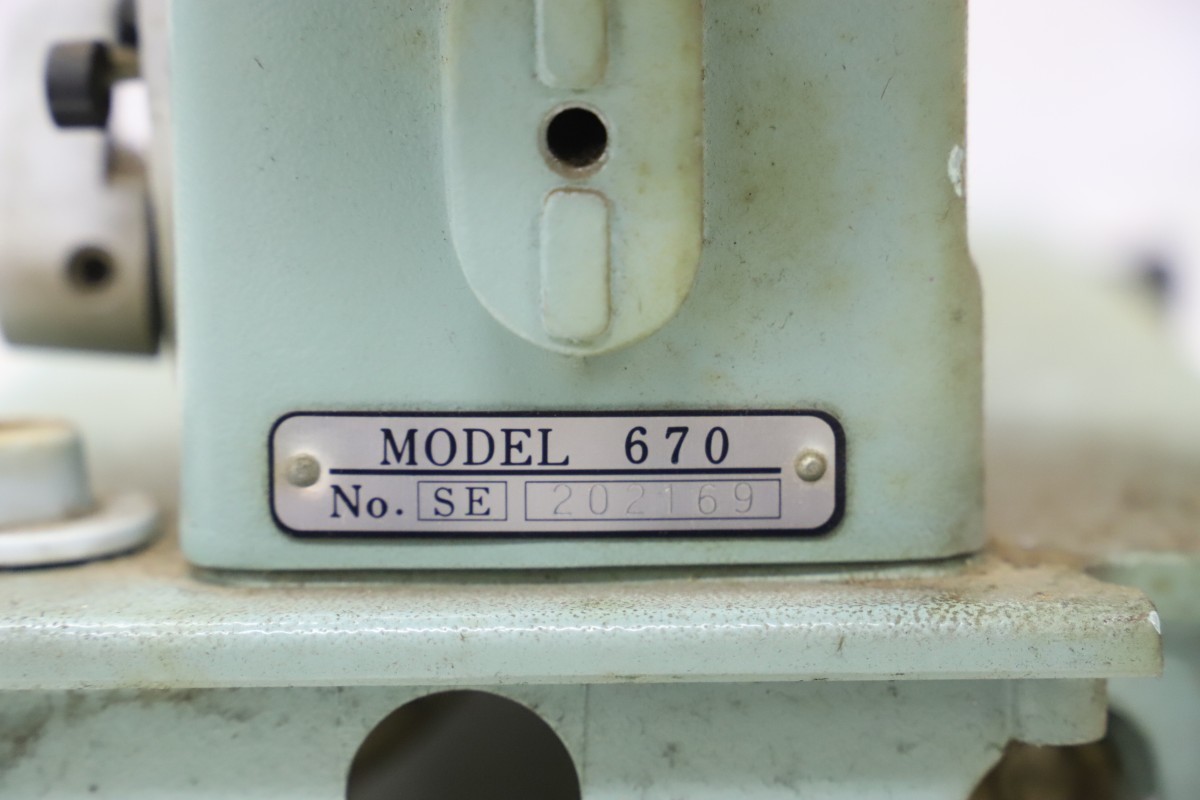JANOME ジャノメ ミシン MODEL670 レトロ アンティーク 本体のみ（B8953）