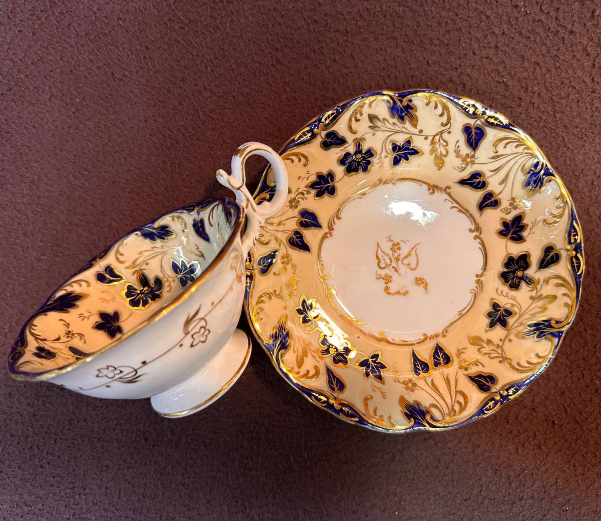COALPORT TRIO COALPORT TRIO (1820年頃) (1820年頃)