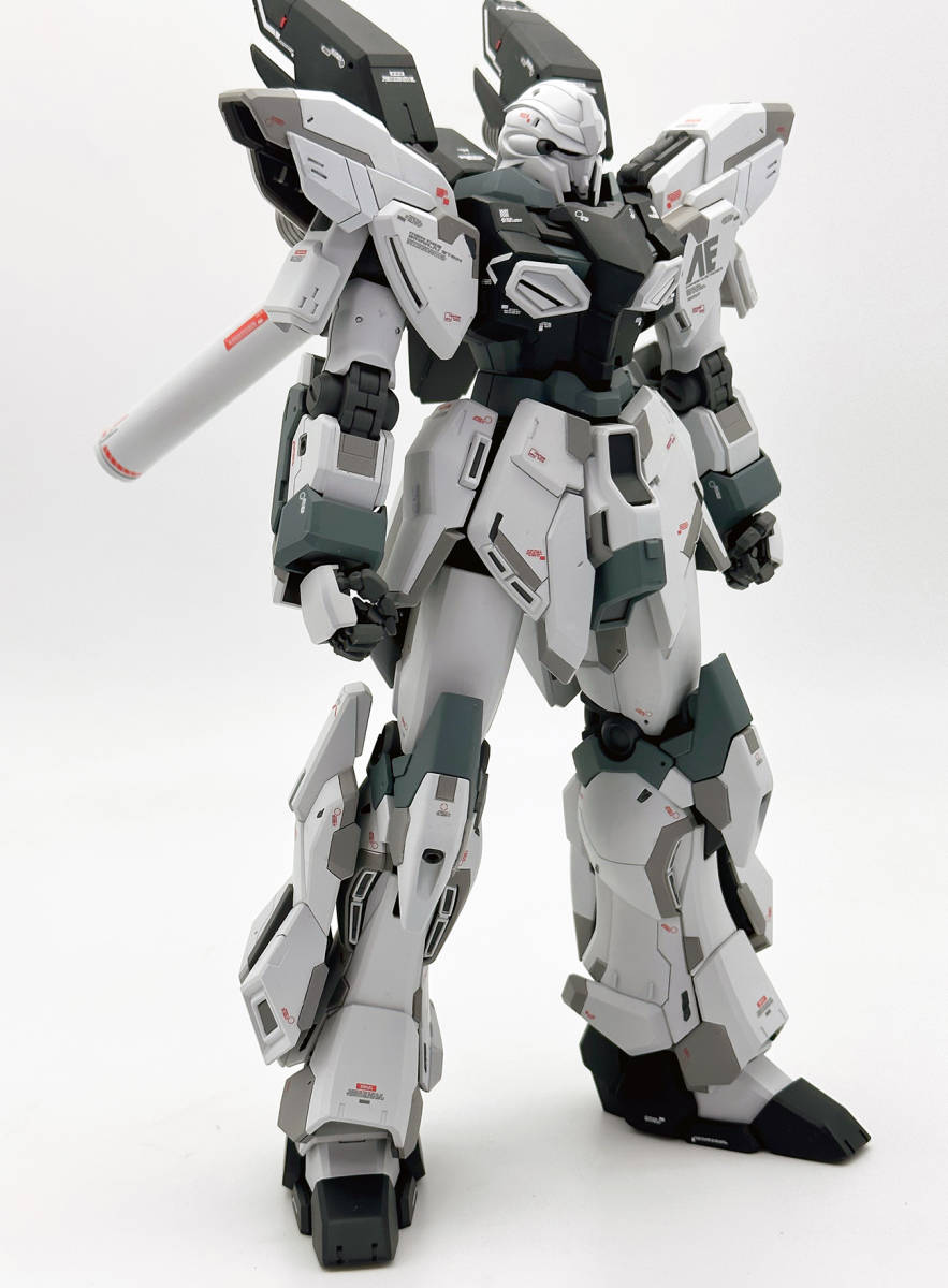 MG 1/100 MSN-06S シナンジュ・スタイン Ver.Ka 塗装済改修完成品(完成 