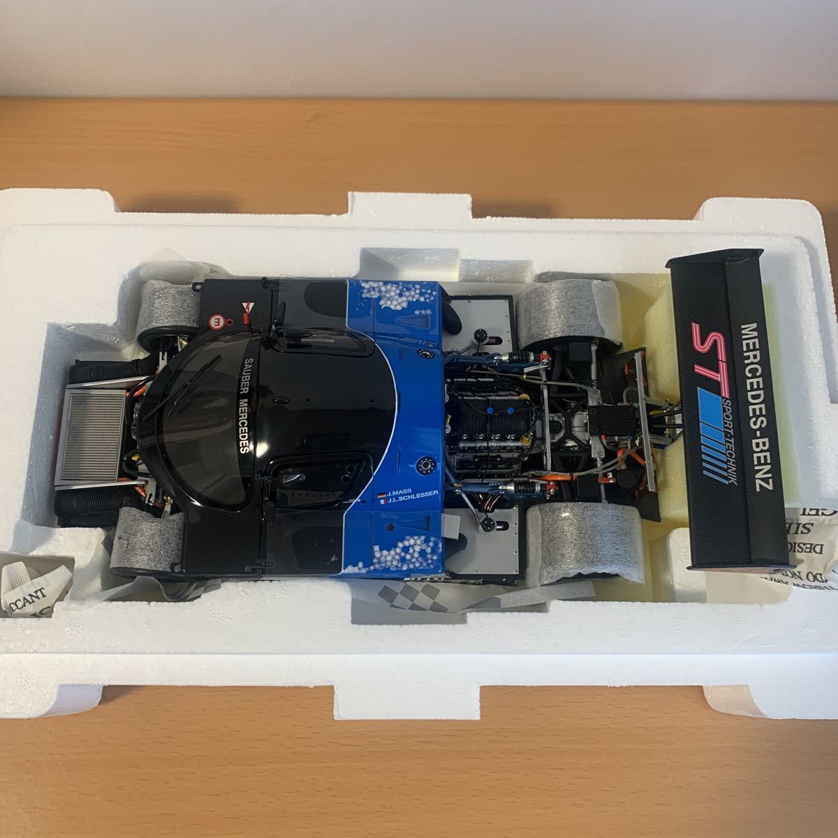 未展示品 エグゾト 1/18 サウバー メルセデスC9 1988 EXOTO Sauber