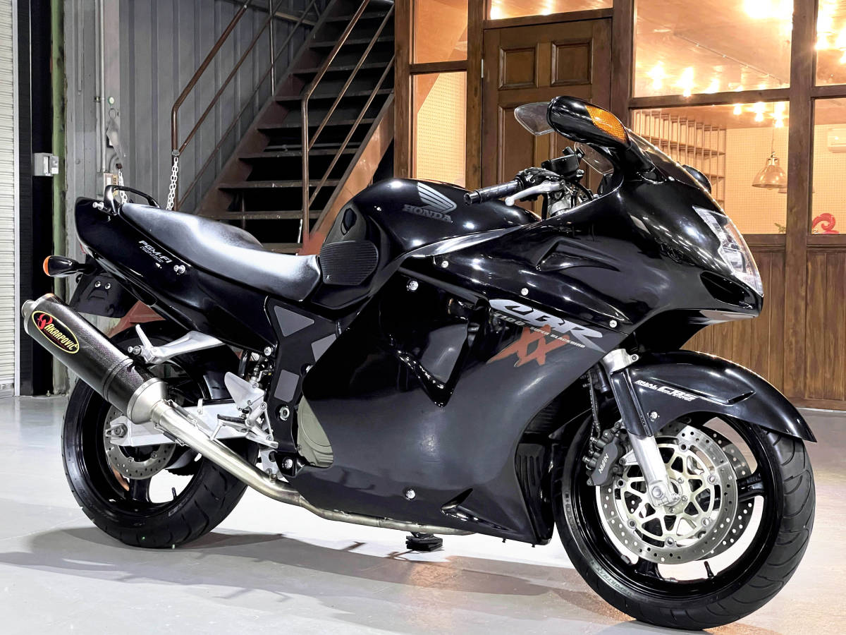 ☆土日限定価格☆ CBR1100XX Fi 逆車 ☆動画☆ AKRAPOVIC製フル 
