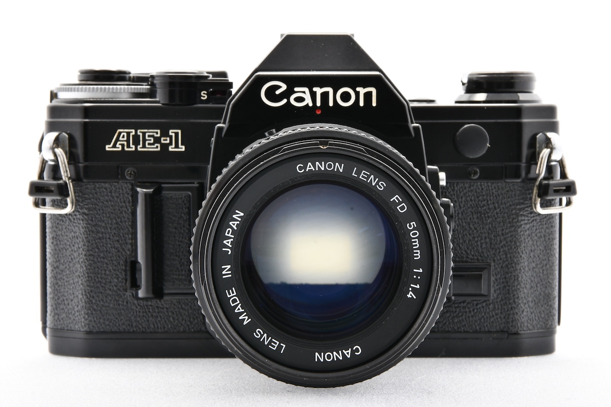 Canon AE-1 ブラック + New FD 50mm F1.4 キヤノン MF一眼レフフィルムカメラ 単焦点レンズ ジャンク