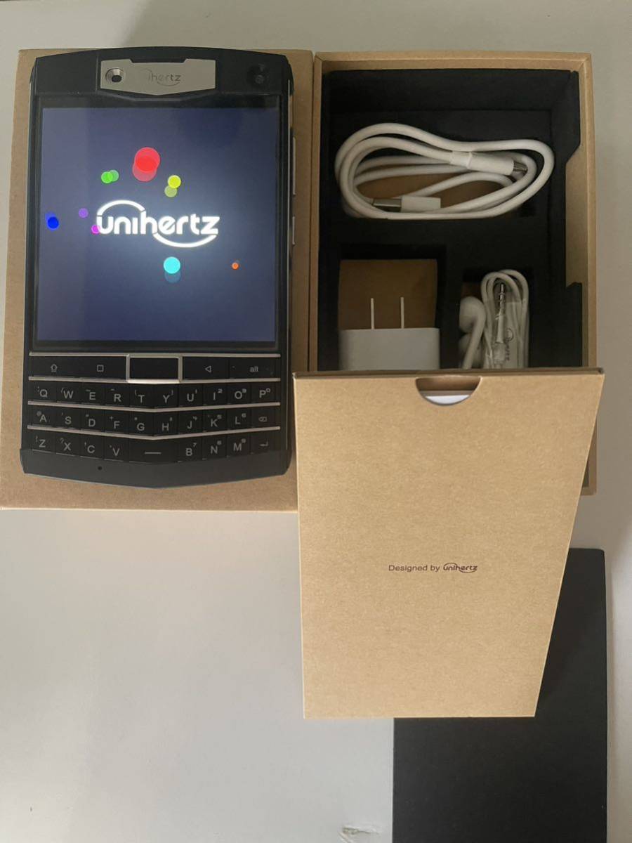 Unihertz Titan， QWERTY タフネススマートフォン， アンドロイド 10，SIMフリー，6GB RAM と128GB ROM， 黒