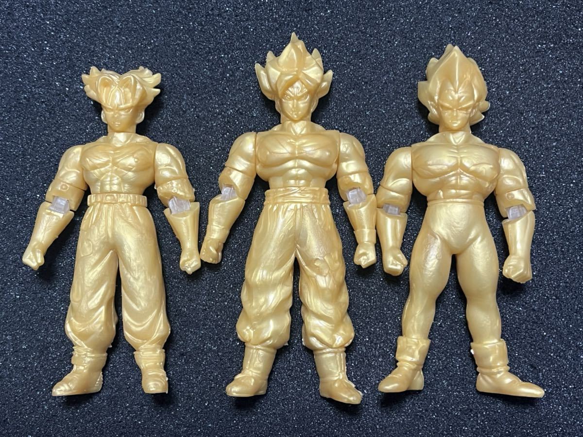 ☆当時物 ドラゴンボール 消しゴム スーパーフィギュア 金色 3体 /検