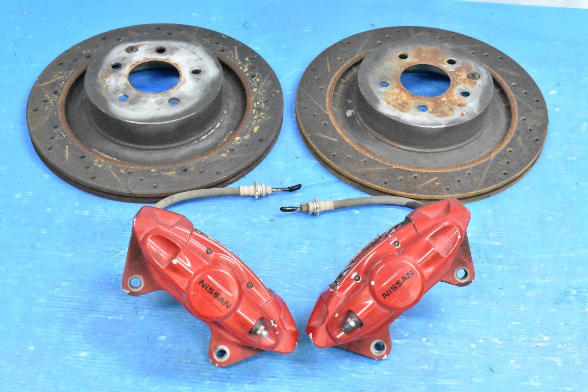 ニッサン アケボノ リア 2POT ブレーキ キャリパー ローター V36 PZ50に装着　*21
