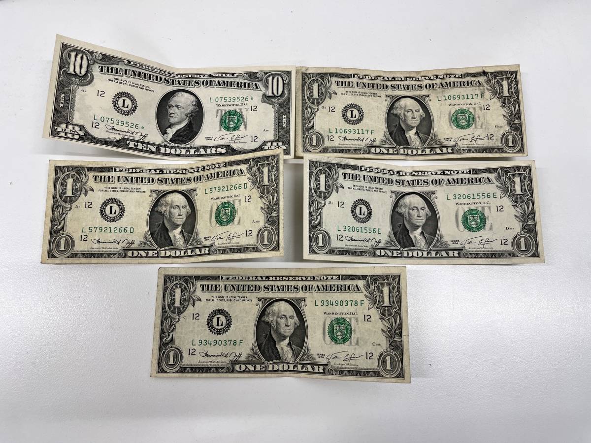 1円スタート 外国札 アメリカ 1ドル×4枚 10ドル×1枚 計5枚 合計14ドル アメリカドル 紙幣 ドル札 札 外国 外国紙幣 現状品  5-2の入札履歴 - 入札者の順位