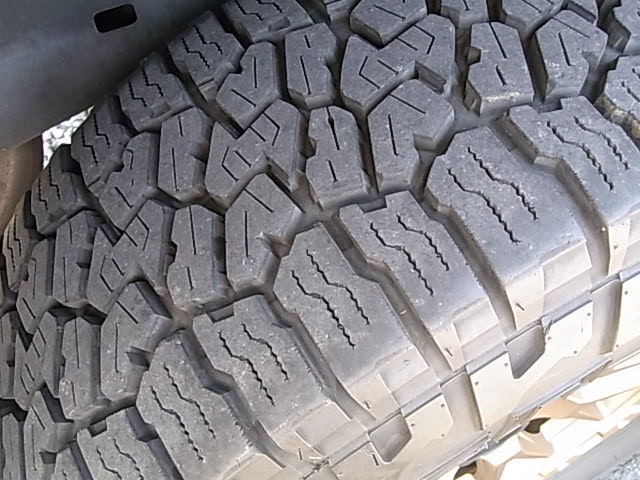 FALKEN■ファルケンワイルドピークA/T3W　265/70-17　バリ山アルミ4本セット 265／70r17 ワイルドピーク ファルケン Wildpeak Falken A&frasl;T3W｜フジ・コーポレーション