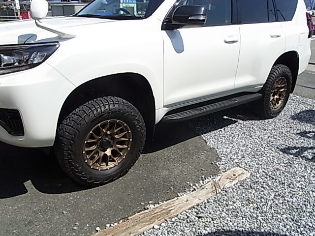 FALKEN■ファルケンワイルドピークA/T3W　265/70-17　バリ山アルミ4本セット 265／70r17 ワイルドピーク ファルケン Wildpeak Falken A&frasl;T3W｜フジ・コーポレーション
