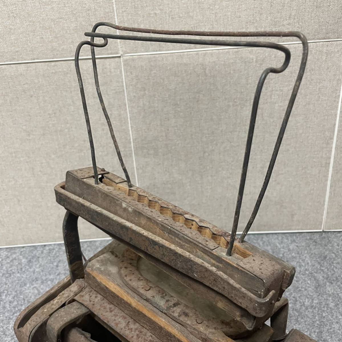 二角式 蔟折機 養蚕 ◇ 古道具 藁蔟折機 昭和 レトロ 古民具