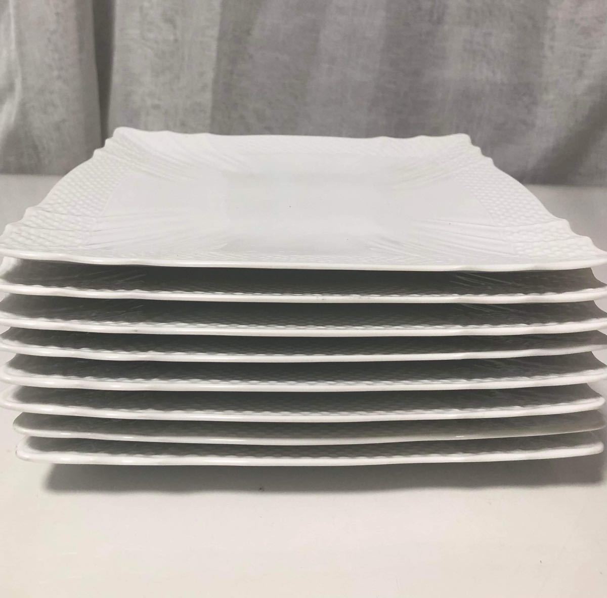 SALE★★おすすめ★★ ITALY Richard Ginori Used 8 Plates 22cmx22cm プレート/WHT(キッチン用品)8枚プレートセット中古です。