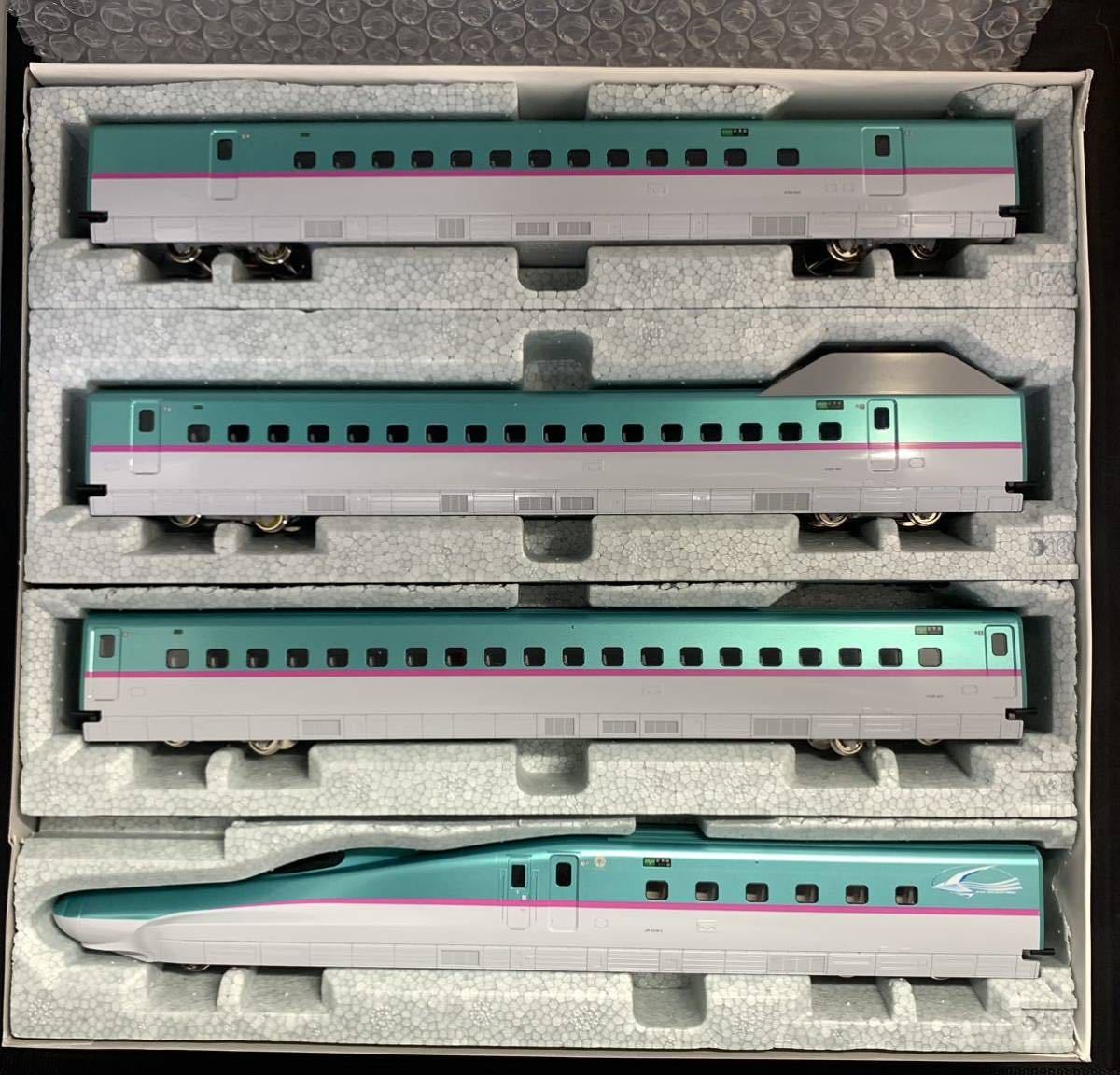 KATO E5系 | 新幹線 はやぶさ HOゲージ 0 4両セット 3-516 鉄道模型