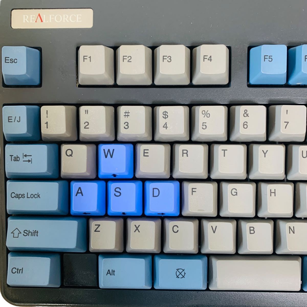 ASCII.jp：10周年記念キーボード「REALFORCE」のさらに限定モデル