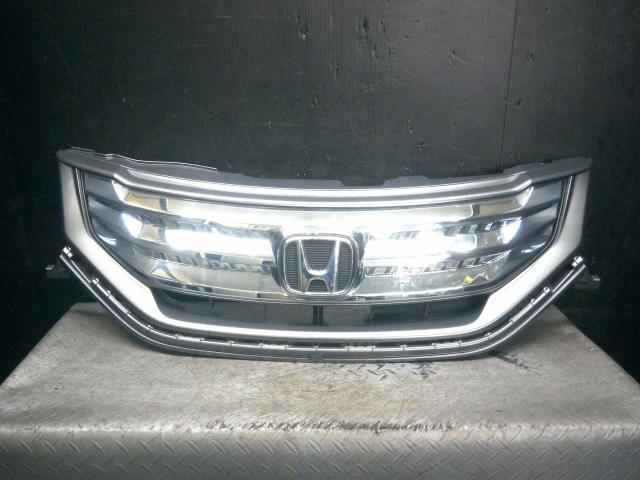 フリード GP3 グリル