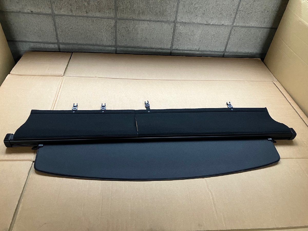 トヨタ　カローラフィールダー NZE161　トノカバー　使用感有り、傷有り / 64910-13040-C0 / トノーカバー ラゲッジカバー NKE165 ZRE162