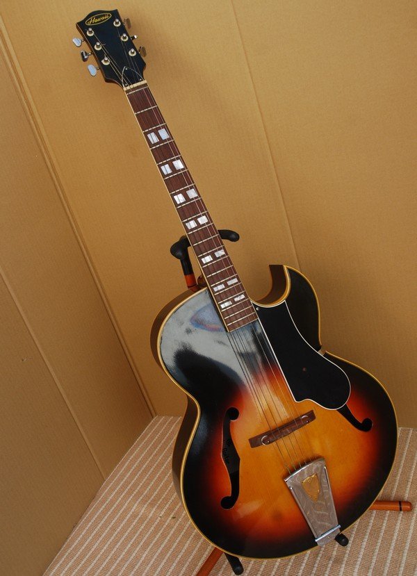 ☆希少【 Hawai Guiter / ハワイギター アーチトップギター No.PO21 サンバースト系 】セミアコ ギター ソフトケース付 N05240