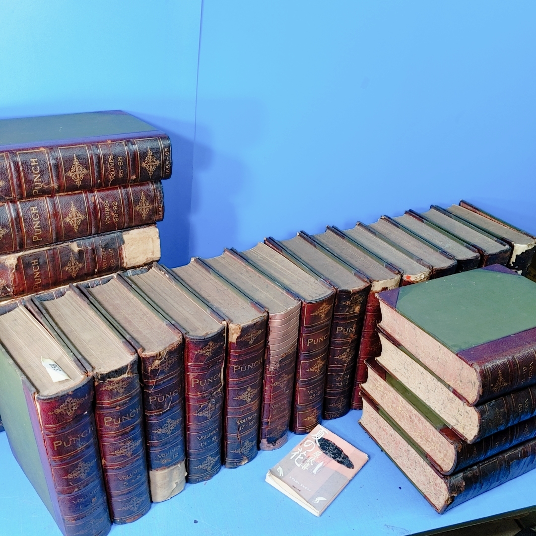 「イギリス週刊風刺漫画雑誌『パンチ Punch or the London Charivari』Vol.1-100 合本24冊(Vol.29-32の1冊欠)1841-1891 ＋The History of P