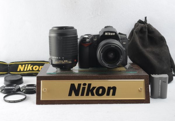 ニコンD90 AF-S DX 18-105G VRレンズキット Nikon D90 AF-S DX 18-