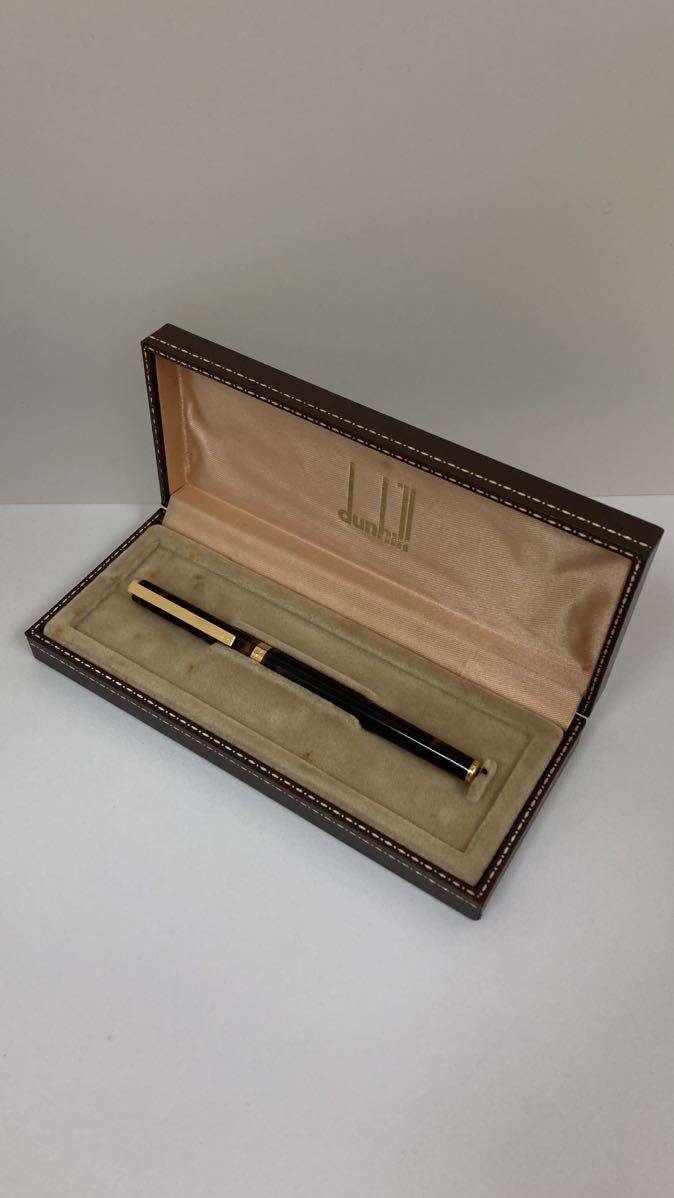 ダンヒル　万年筆　金属軸　ドイツ製　ペン先14金　14K ダンヒル 541 ダンヒル dunhill 万年筆 ペン先 k14 GERMANY 筆記用具