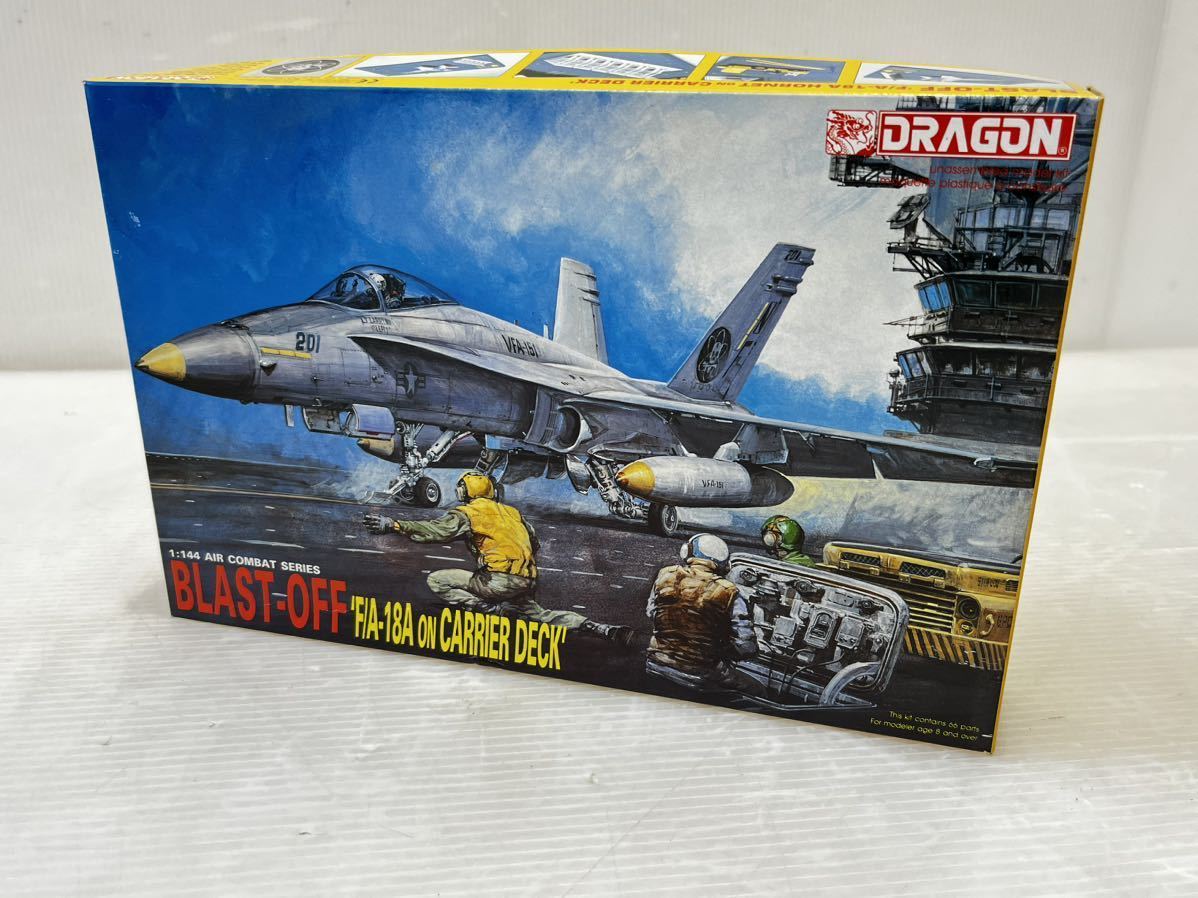 ☆【未組立】1/144 ホーネットA空母艦上発進風景ジオラマ BLAST-OFF F/A-18A on CARRIER DECK　DRAGON ドラゴン☆