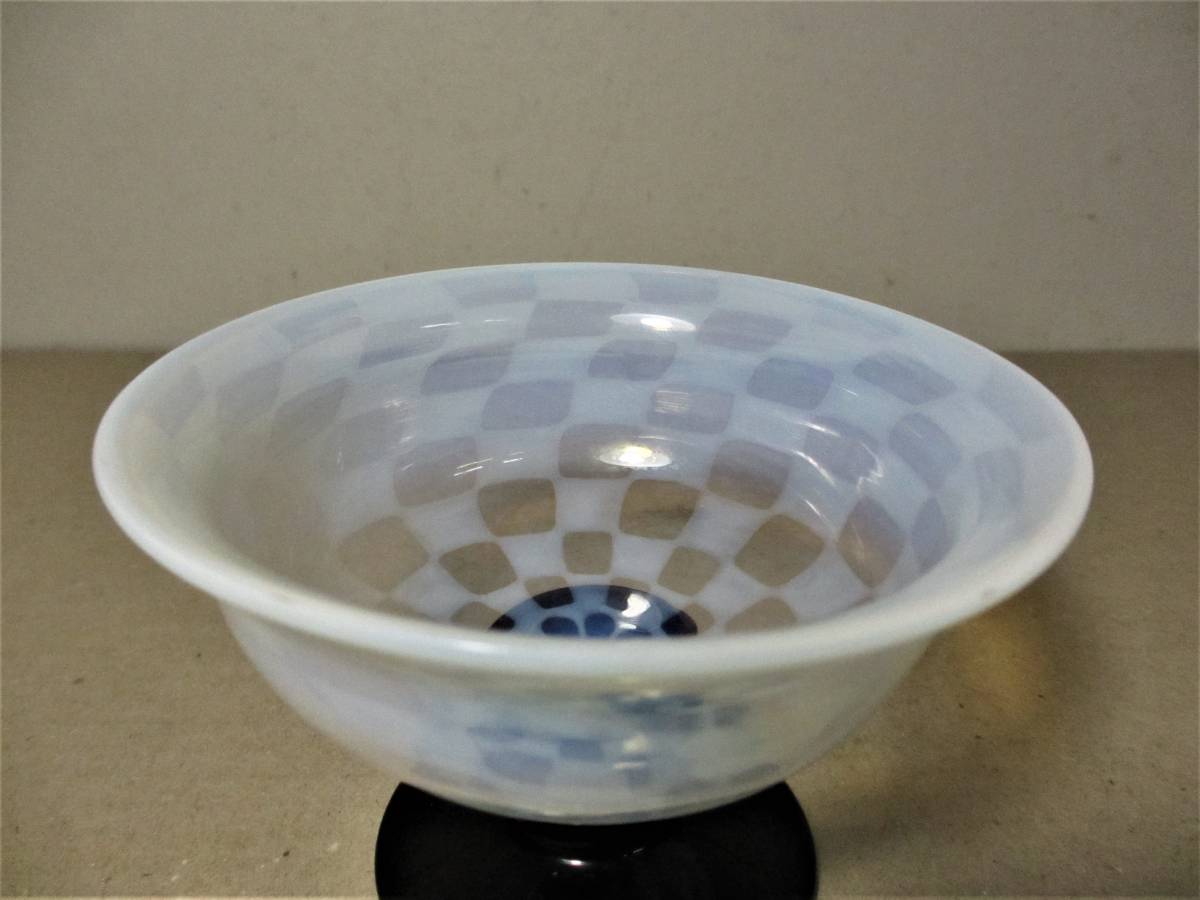◇ 氷コップ 乳白市松模様 2色 口の広がりがある氷コップ ガラス