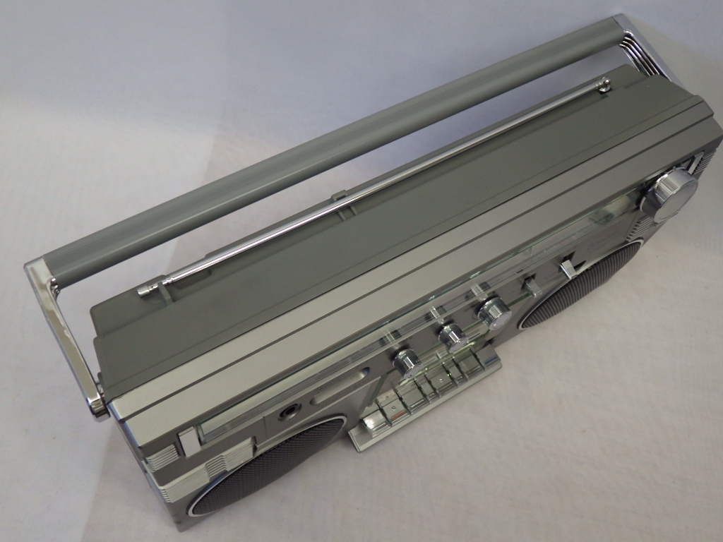 ジャンク TOSHIBA 東芝 BOMBEAT S71 ステレオラジオカセットレコーダー