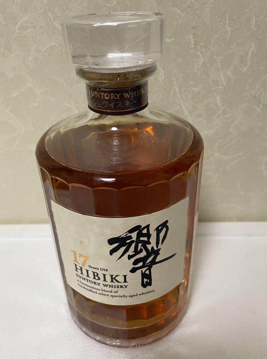 新品未開封 サントリー 響17年 SUNTORY HIBIKI 響 17年 700ml