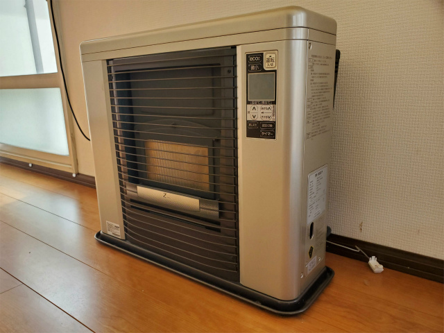 [1561]札幌 引き取り歓迎 中古 SUNPOT FF式石油ストーブ FFR-703SX P ゼータスイング 2016年製 暖房機 木造18畳 コンクリート29畳