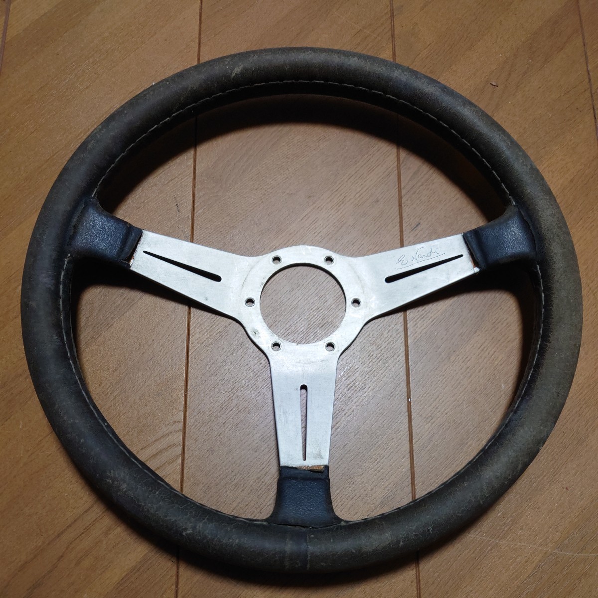 ナルディ ステアリング NARDI CD83 - Yahoo!オークション 革