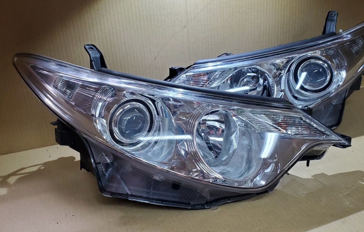 トヨタ エスティマ GSR50 純正 HIDヘッドライト 左右セット KOITO 28 