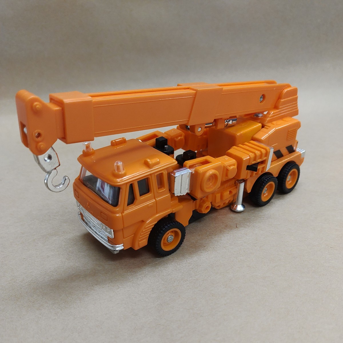 ダイアクロン/クレーン車/タカラ
